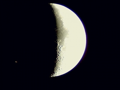 luna che occulta Saturno ore 21e38e10 del 22mag07 ETX70-LPI