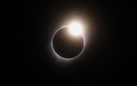 anello di diamante (post-totalità)
