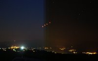 Composizione di 4 riprese effettuate tra le 20.18 e le 21.58 (totalità) - stessi parametri di esposizione