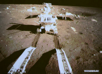 egress2.png (1003.88 KiB) Visto 3409 volte mia elaborazione dell'immagine del rover sulla superficie