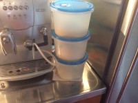Panetti ogni uno contiene la pasta per una pizza diametro 40 cm