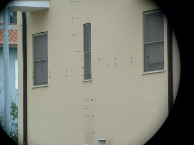 Aeritalia 8x30 scala graduata