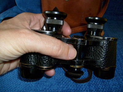 Goerz Heli trieder 8x261920 tra le mani