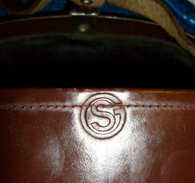 Marchio San Giorgio sulla custodia