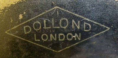 Scritte doppie Dollond London